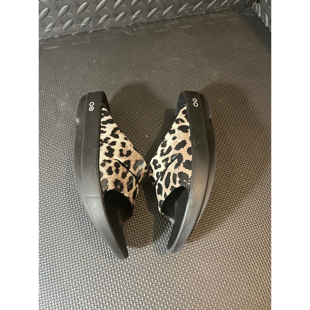 OOFOS OOahh Sport Slide Sandals Womens 6 Mens 4 Leopard Animal Print Black - Picture 5 of 7